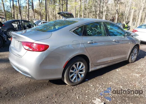 2015 Chrysler 200 C z USA, uszkodzony, nr VIN 1C3CCCCB6FN534767